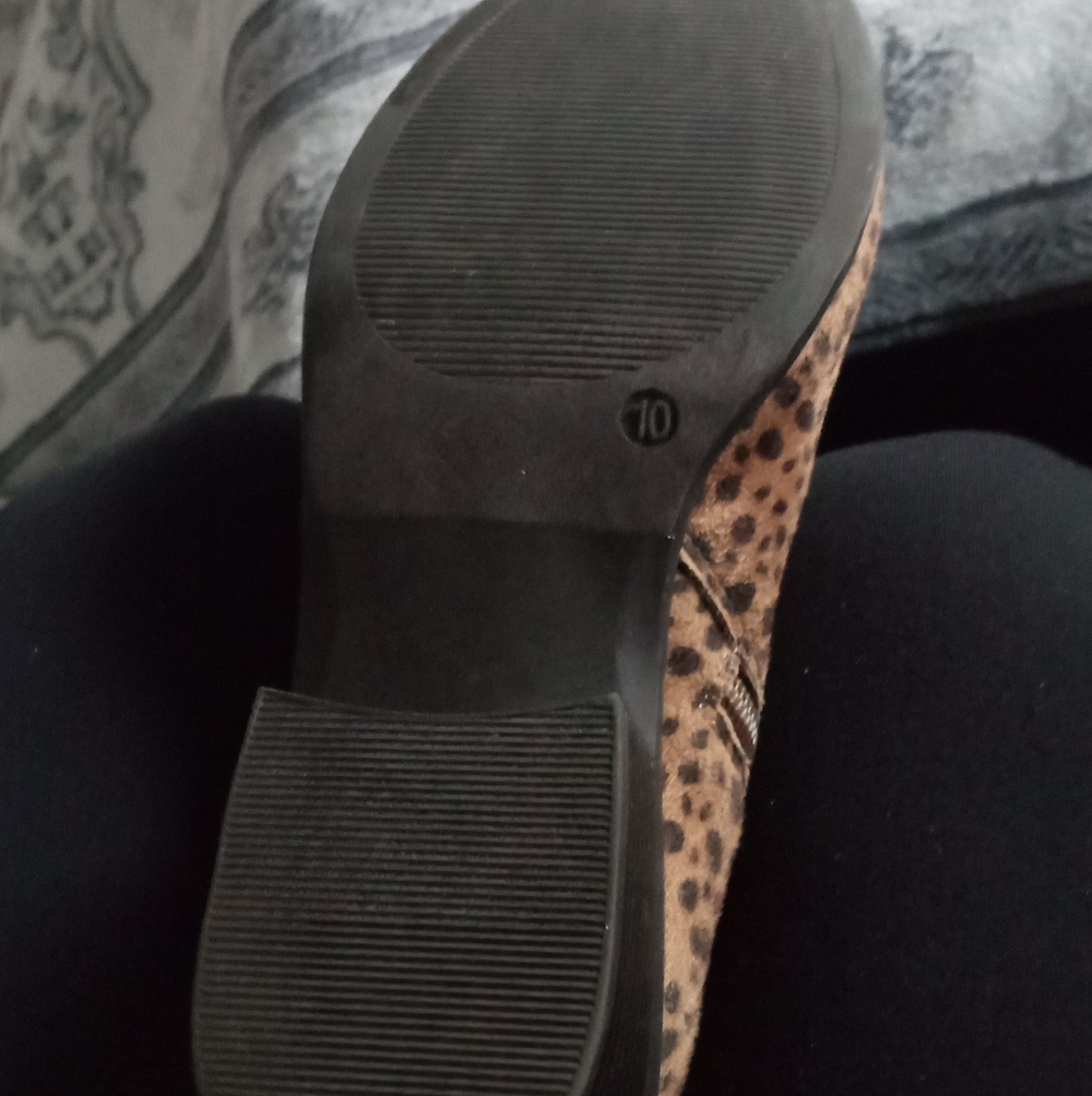 Leopard Print Ankle Boots - Picture 4 of 5